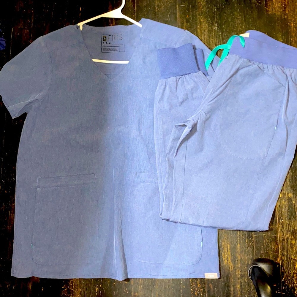 FIGS Scrubs